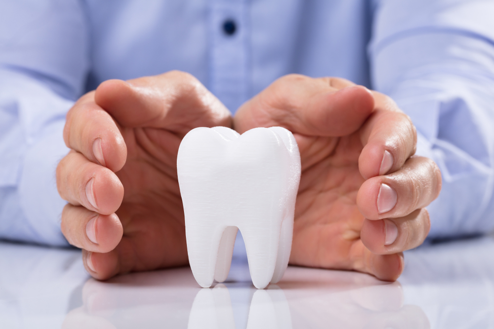 Tooth Replacement Options: Traditional vs. Implant-Supported Dentures